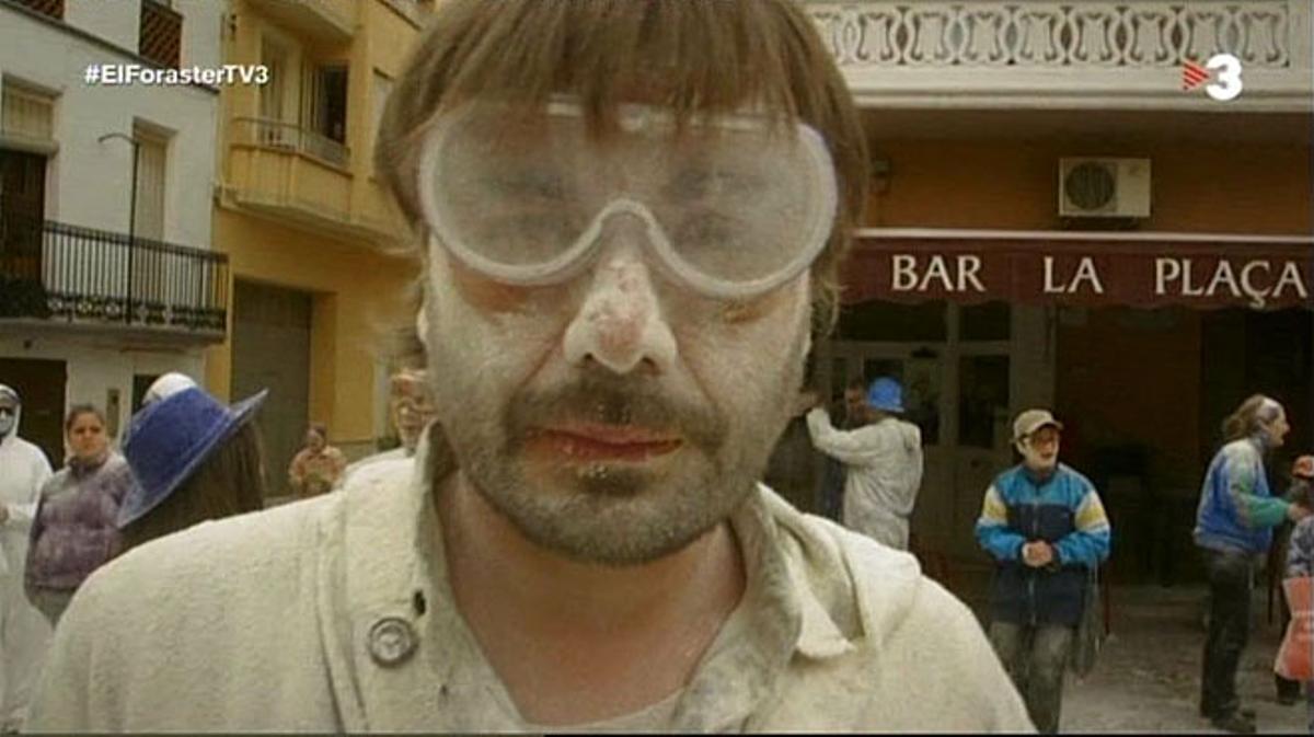 Tu i jo som tres. Per Ferran Monegal.