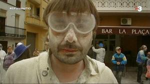 Tu i jo som tres. Per Ferran Monegal.