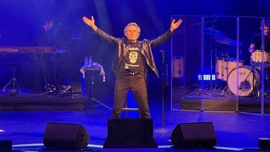 Miguel Ríos y sus himnos, el 31 de octubre en el Auditorio de Oviedo: "La gente se desilusionaría si no sonase 'Santa Lucía' o el 'Himno a la alegría' en mis conciertos"