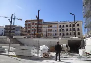 La plaza de Santa Marina de Fernán Núñez fija su reapertura a mediados de abril