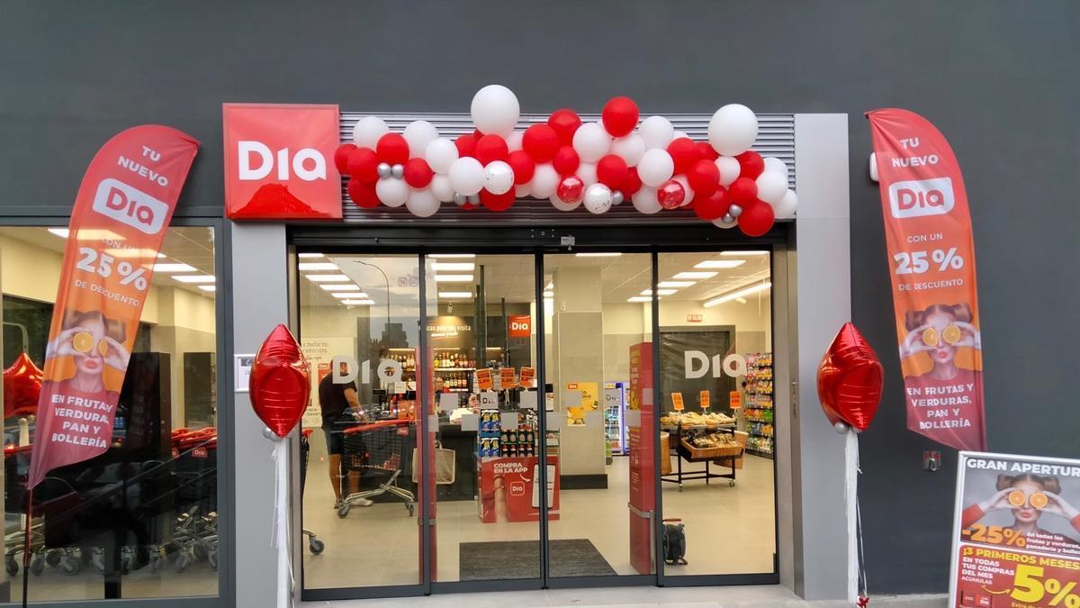 Inauguración de un supermercado Dia en Zaragoza en una imagen de archivo