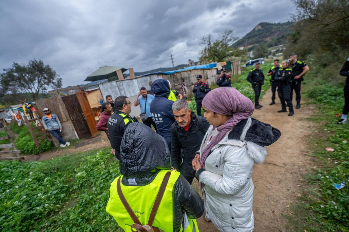 Cuenta atrás para el desalojo del campamento de chabolas de Montcada