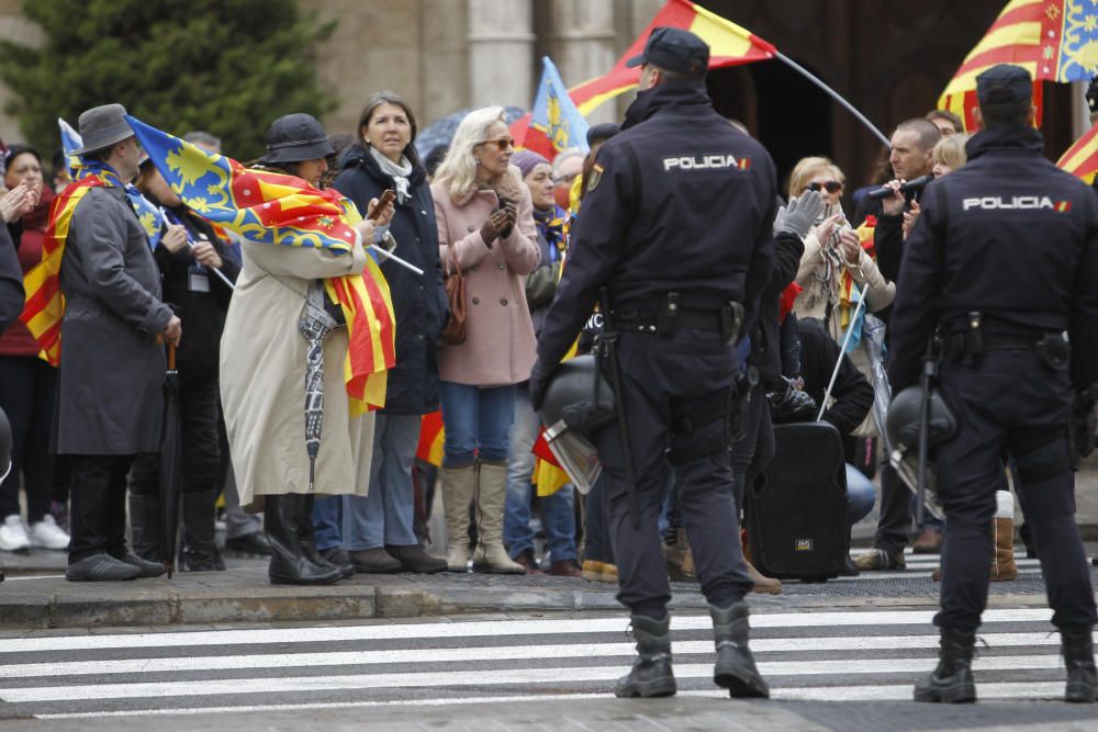 Concentración de entidades derechistas en València