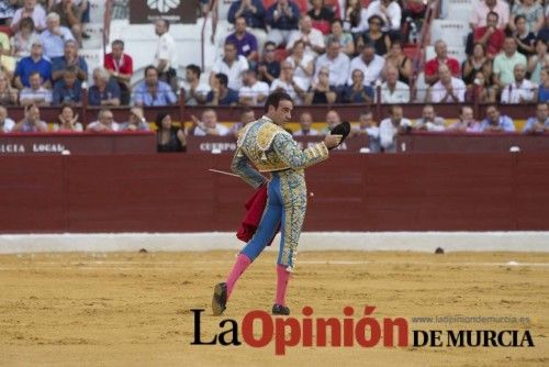 Segunda corrida de Feria: Enrique Ponce, Manzanares y Cayetano