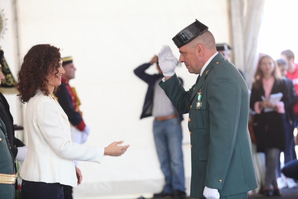 Actos del Día de la Hispanidad en la comandancia de la Guardia Civil de Gijón