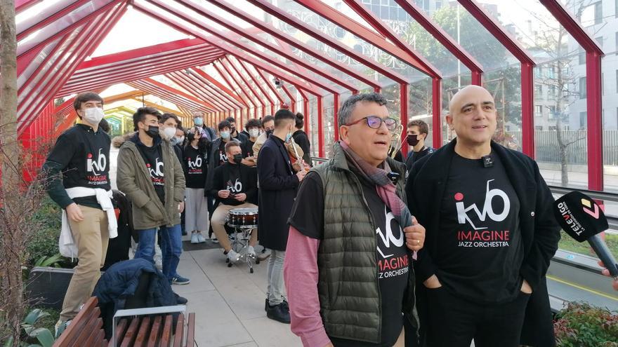 La primera Big Band de Galicia presenta su jazz en las rampas de Gran Vía