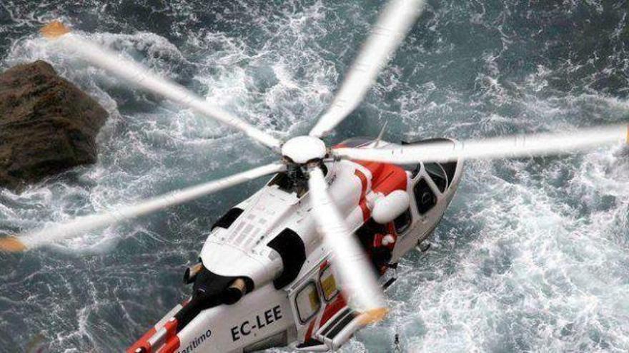 Los clubs náuticos piden al ministro que
no recorte en el servicio de helicóptero de Salvamento Marítimo