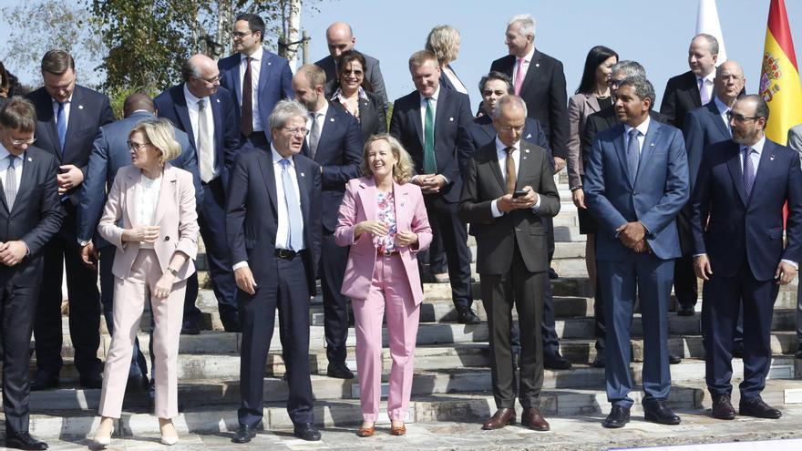 Nadia Calviño ha dado la bienvenida a la reunión del Eurogrupo