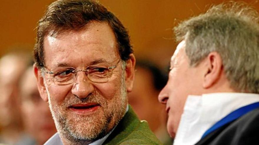 Rajoy va apadrinar l&#039;entrada de Rus  al PP fa 23 anys