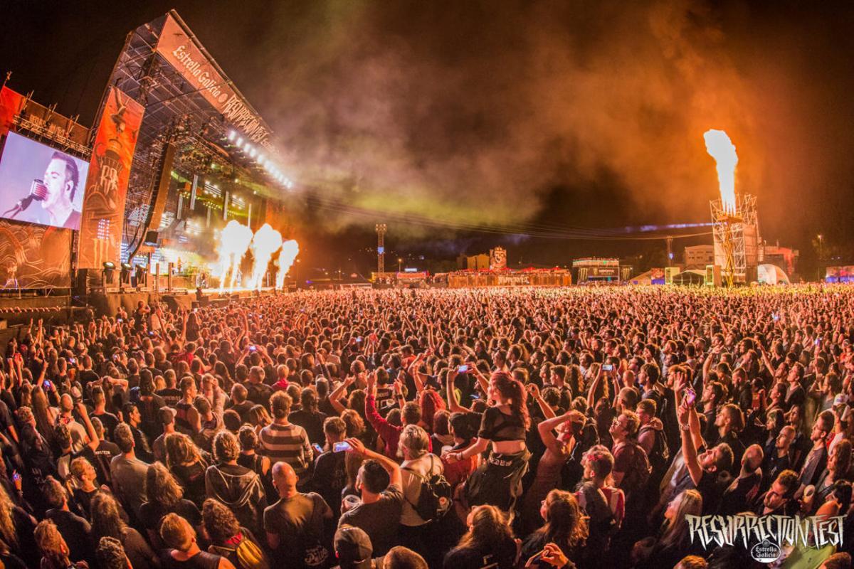 Público asistente al Resurrection Fest, en Viveiro.