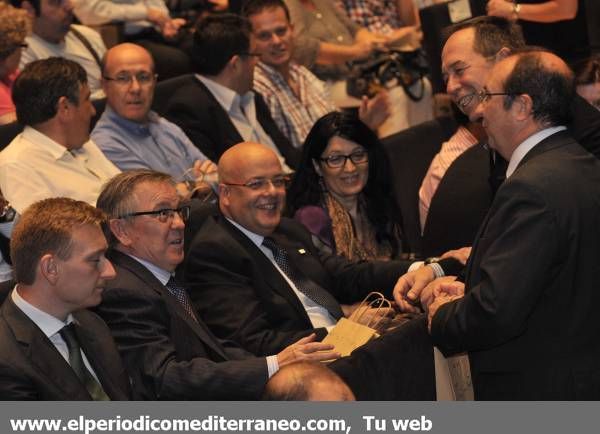 Conferencia de Niño Becerra en Castellón