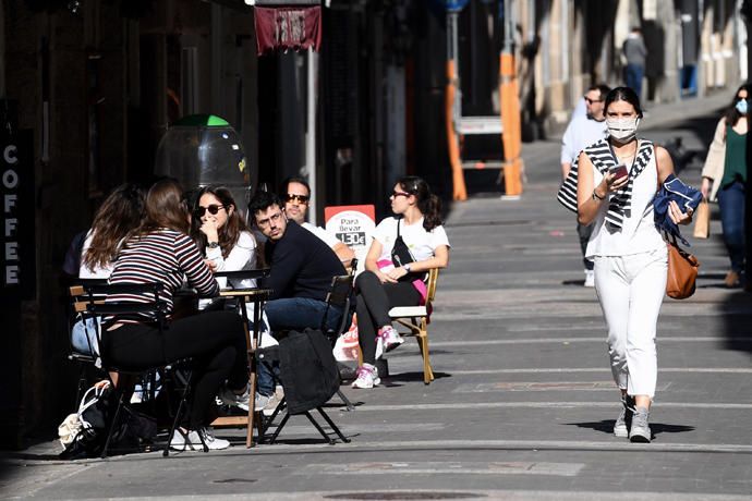 Fase 1 en A Coruña | Colas para tomar una caña