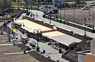 El paseo marítimo de Salinetas a La Garita renovará sus más de 450 farolas