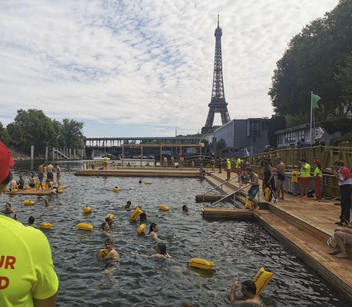 El preu de l’habitatge i els turistes expulsen els ciutadans de París El preu de l’habitatge i els turistes expulsen els ciutadans de París