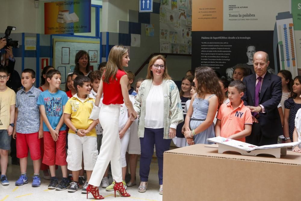 Visita de la Reina Letizia al colegio Quirinal