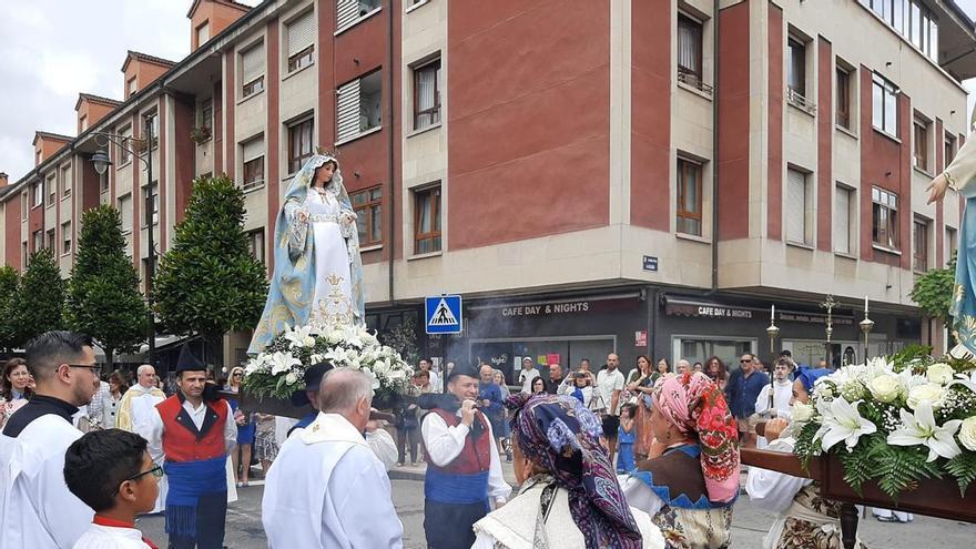 Lugones festeja a Santa Isabel con misa y procesión