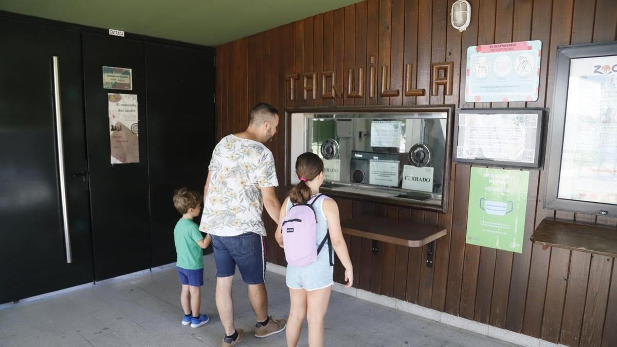 El Zoo de Córdoba seguirá cerrado al menos hasta septiembre, como medida preventiva por gripe aviar.