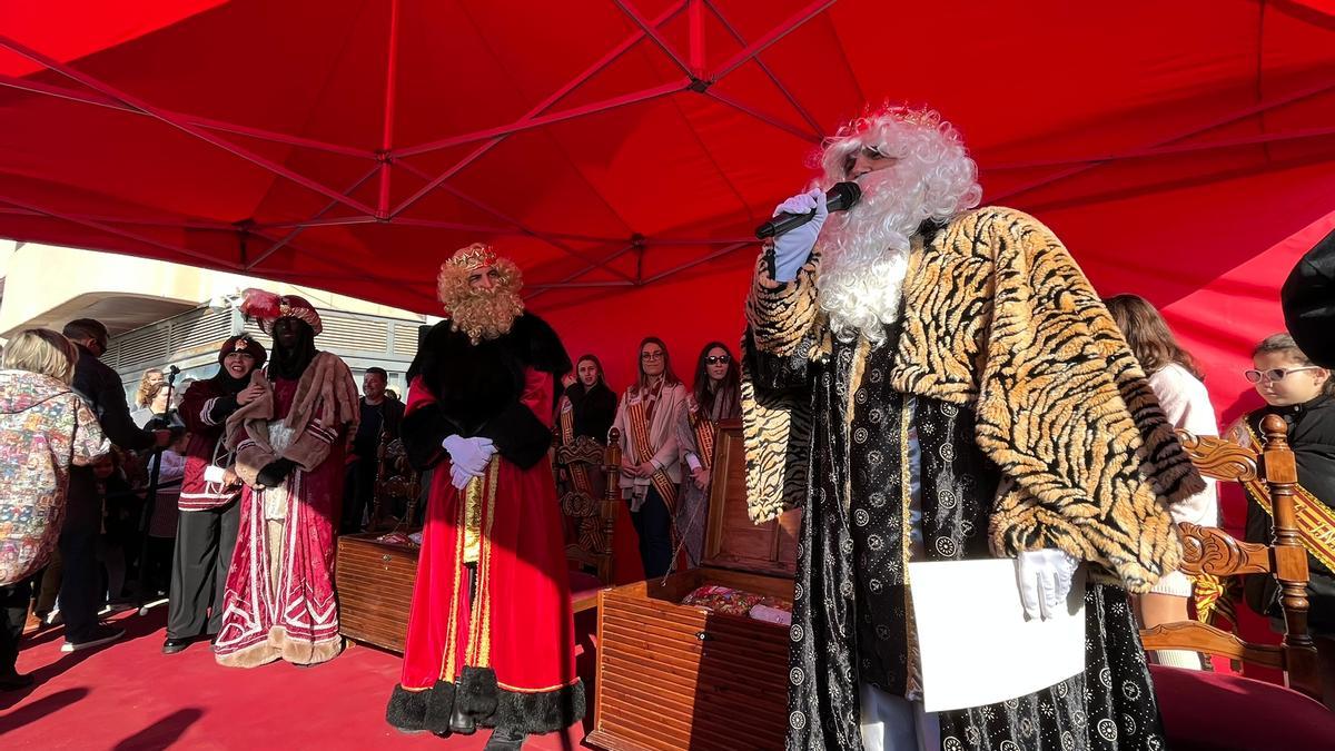 Los Reyes Magos han dirigido a los niños de Santa Pola unas palabras en su gran día