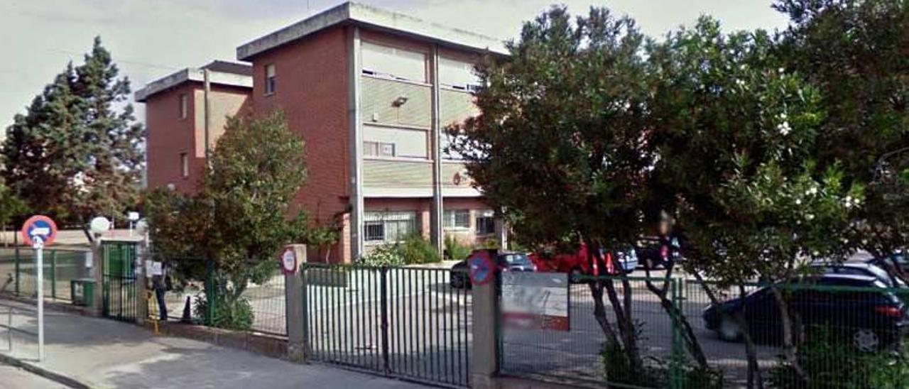 Más de 3.000 estudiantes de Sagunt se beneficiarán de la ayuda de 200 euros