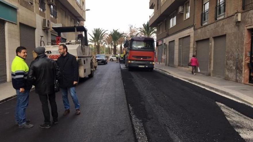 Cuatro millones de euros para asfaltar Elche