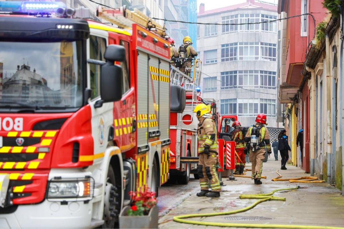 Se incendia la narcovivienda de Os Duráns, en Vilagarcía
