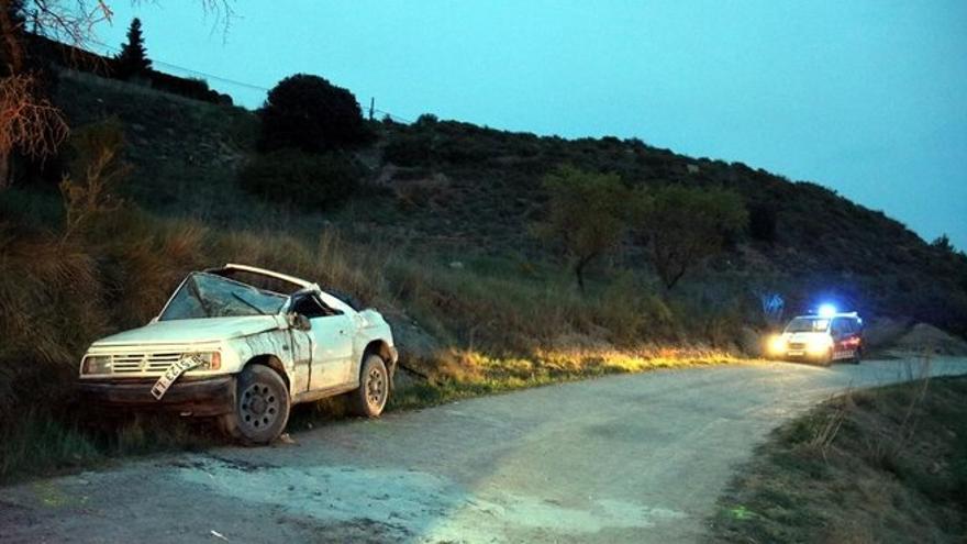 Una joven de 15 años muerta y cuatro heridos en un accidente en una pista forestal