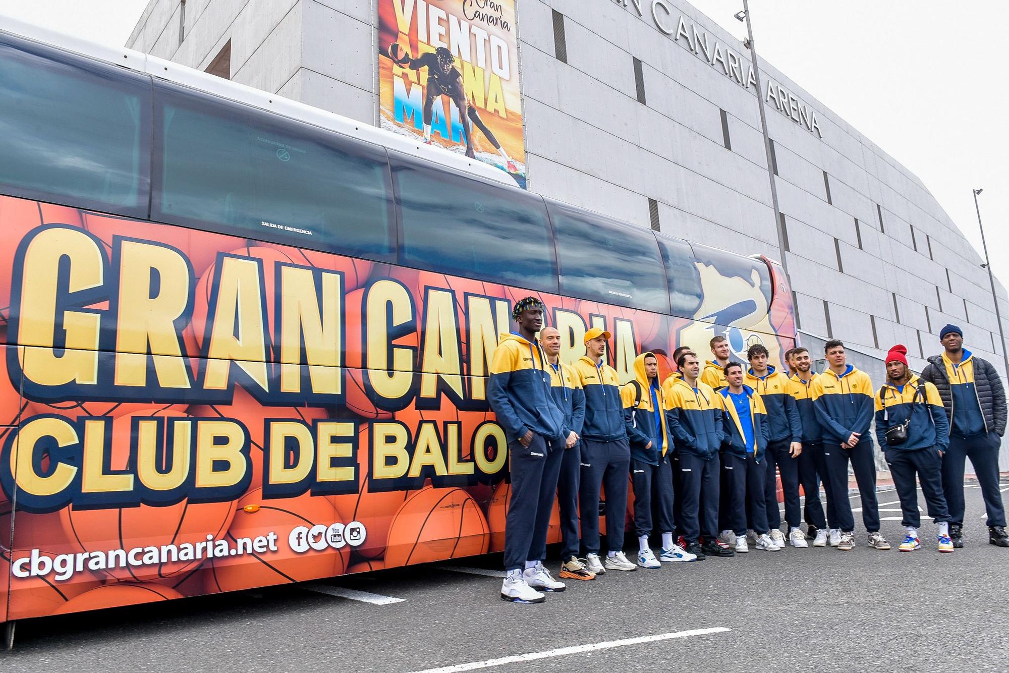 Los jugadores del CB Gran Canaria ponen rumbo a la Copa del Rey