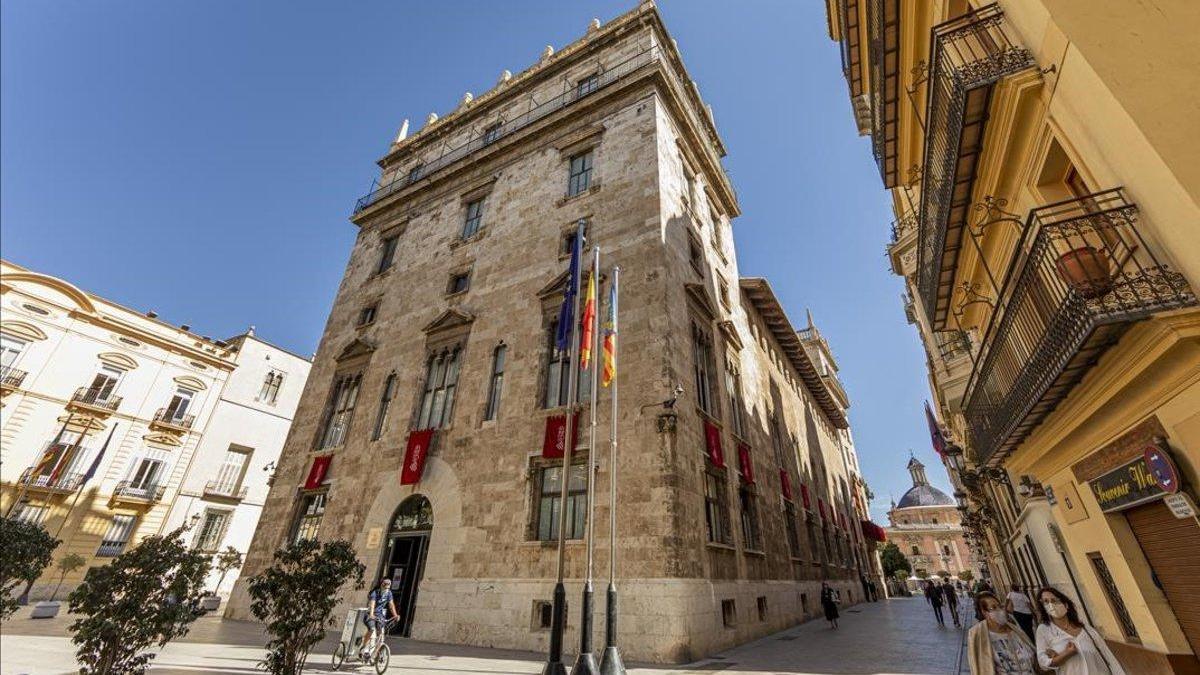 La Generalitat valenciana retira una publicidad que comparaba el covid con los musulmanes &quot;enemigos&quot; del Rey Jaime I