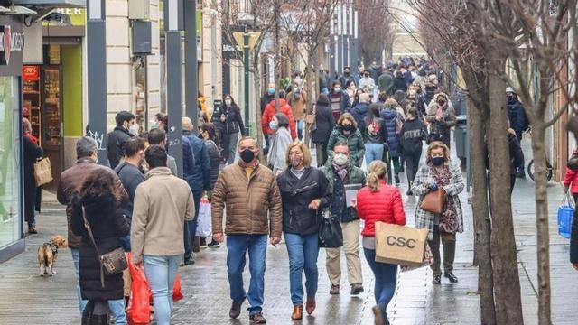 La patronal pide que el comercio pueda abrir también por la tarde