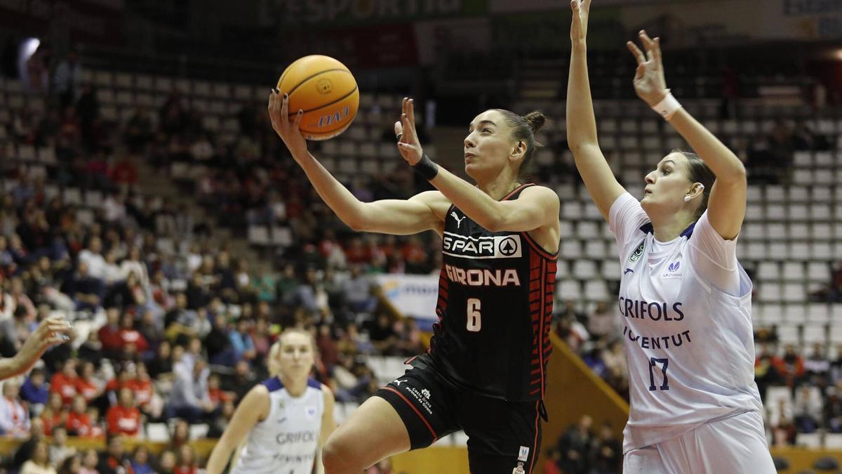 Les imatges de la victòria de l'Spar Girona en el derbi contra el Joventut (68-64)