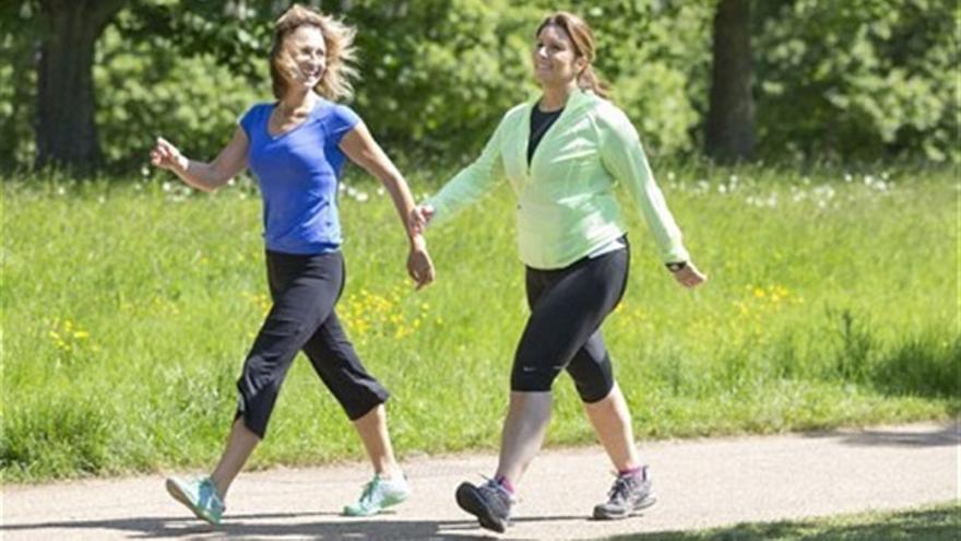 La distancia que debes andar al día para adelgazar y fortalecer tus piernas