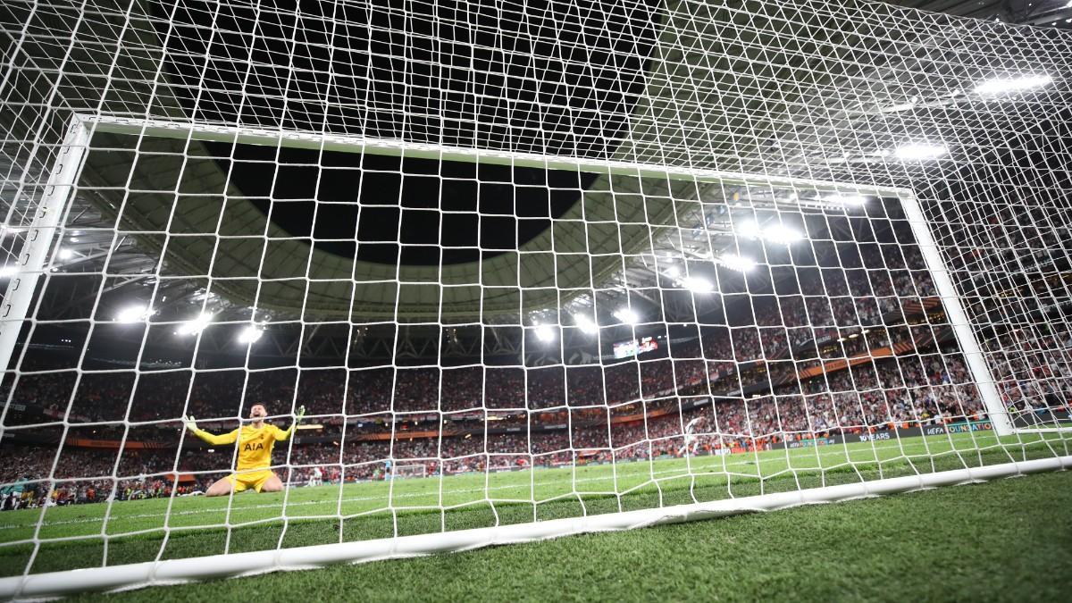 El United ya cantaba gol… pero Vicario se sacó de la manga la salvada del año