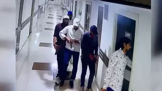 Un convicto en libertad condicional es asesinado a tiros dentro de un hospital en la India