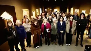 Trece creadoras asturianas dialogan en una exposición que reivindica el talento femenino en Gijón: “Queremos mostrar la riqueza del arte hecho por mujeres”