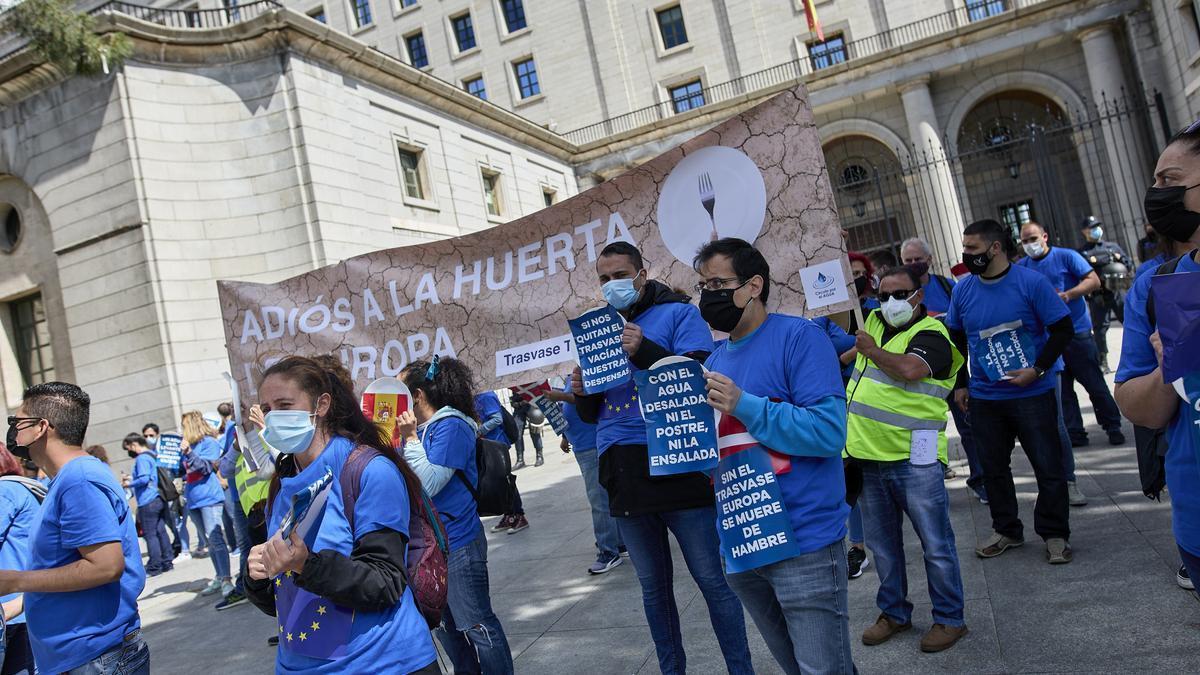 Manifestantes en la protesta en Madrid que se celebró en mayo de 2021