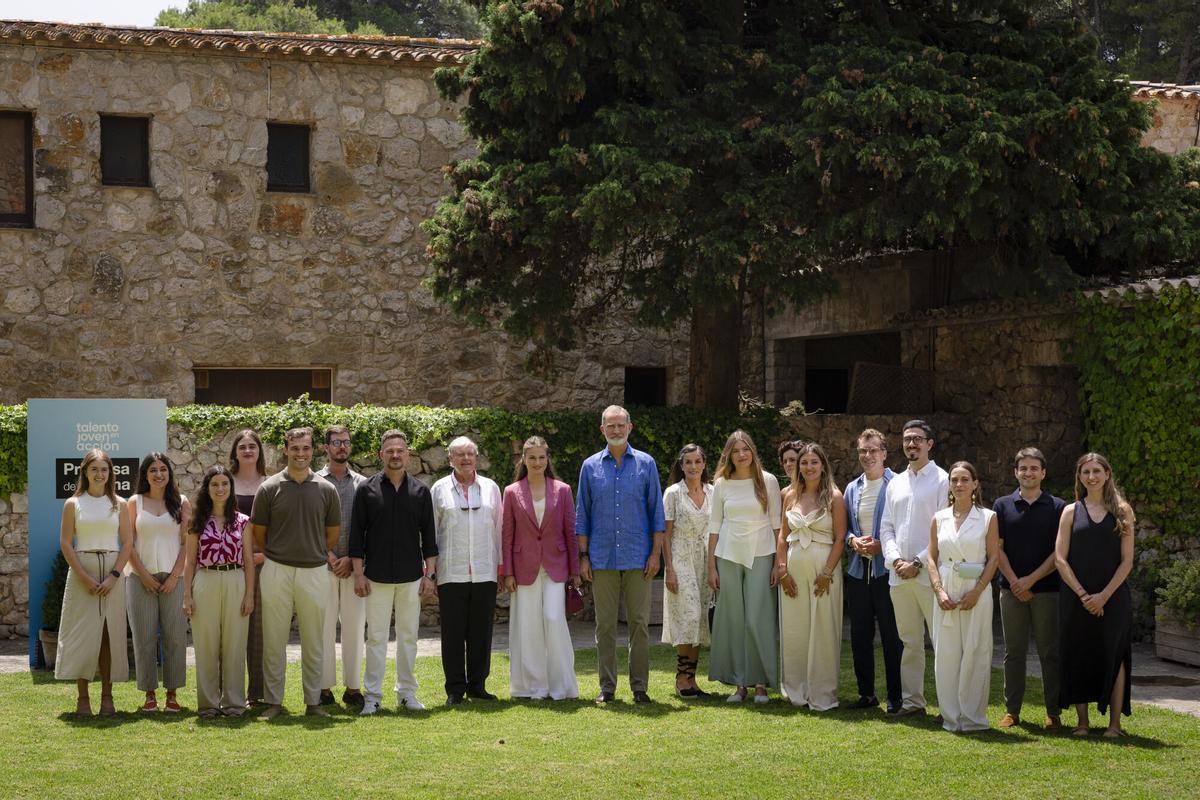 Les imatges de la visita a Empúries de la família Reial