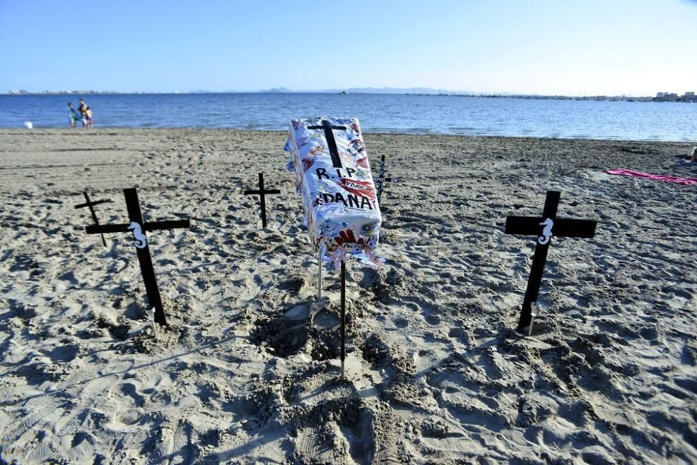 Tercer día consecutivo de protestas por el Mar Menor: Playa Villananitos