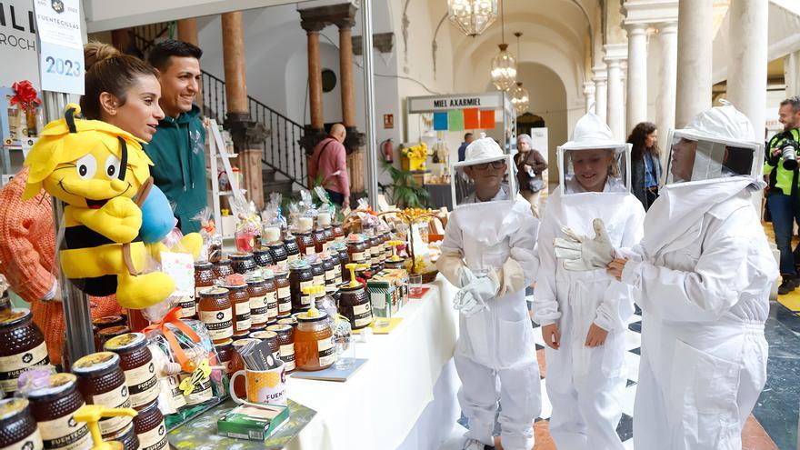 Expomiel celebra sus bodas de plata en el peor año de la historia de la apicultura