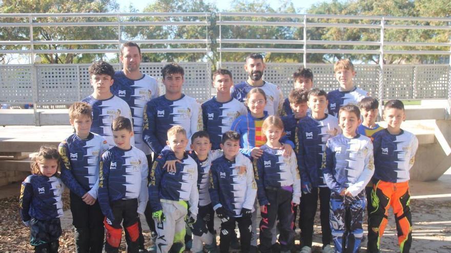 La delegación de BMX de El Campello suma y sigue