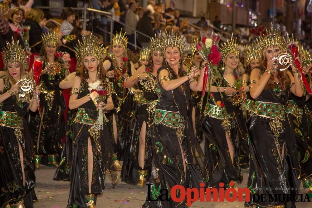 Desfile día 4 de mayo en Caravaca (Bando Moro paso