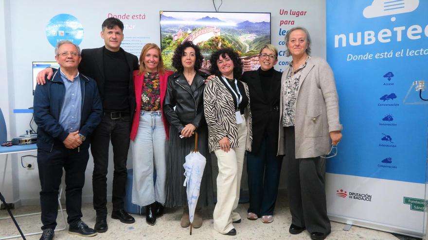 La biblioteca municipal ‘Cervantes’ de Monesterio inaugura su espacio ‘Nubeteca’