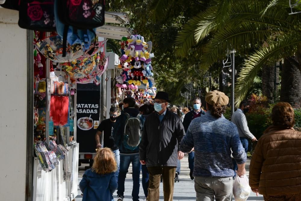 Málaga se echa a la calle para vivir su Navidad Covid-19