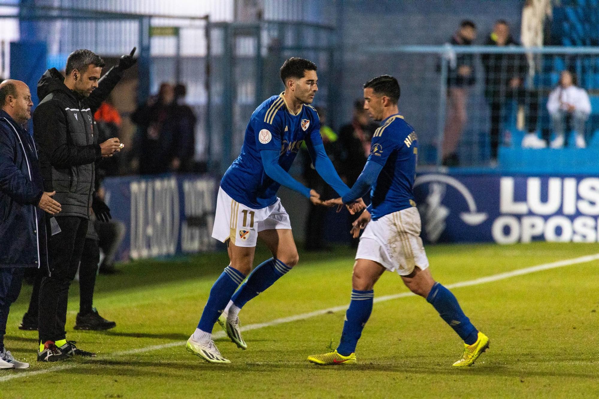 Linares - Elche: las imágenes del partido