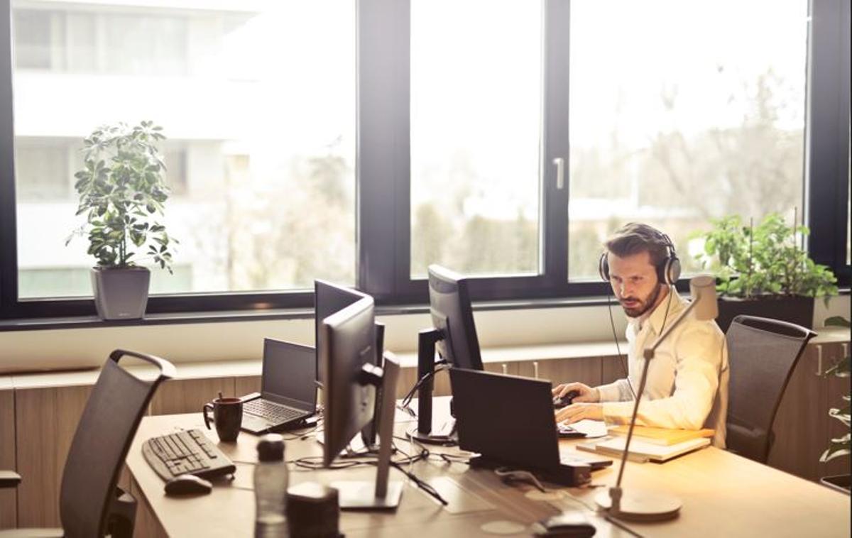 La digitalització dels processos i l'anàlisi de dades pot contribuir també a una reducció de costos.