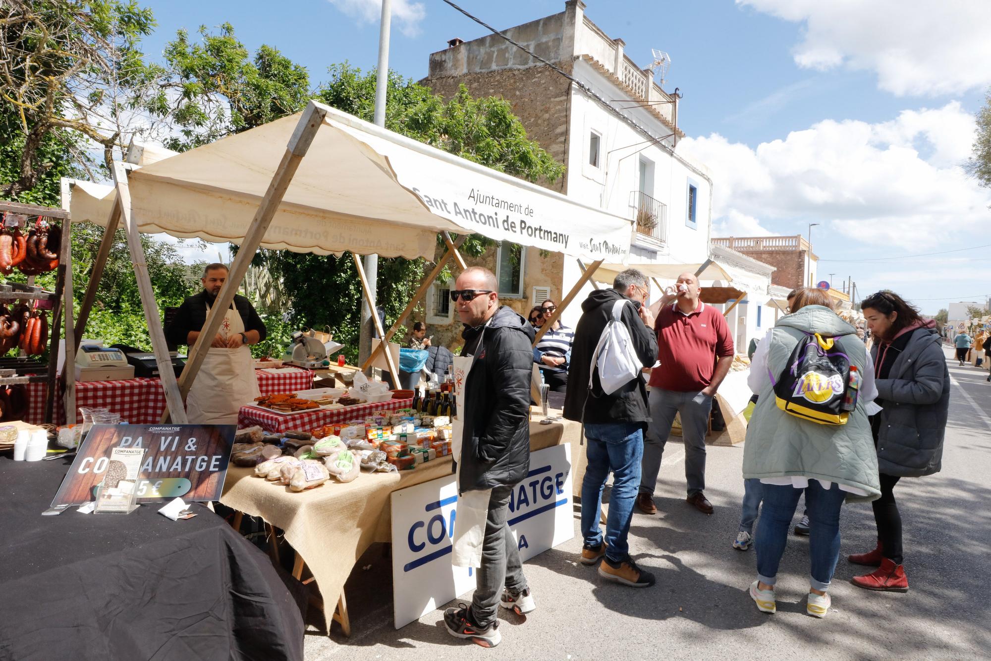 Mercadillo artesanal en Sant Rafael