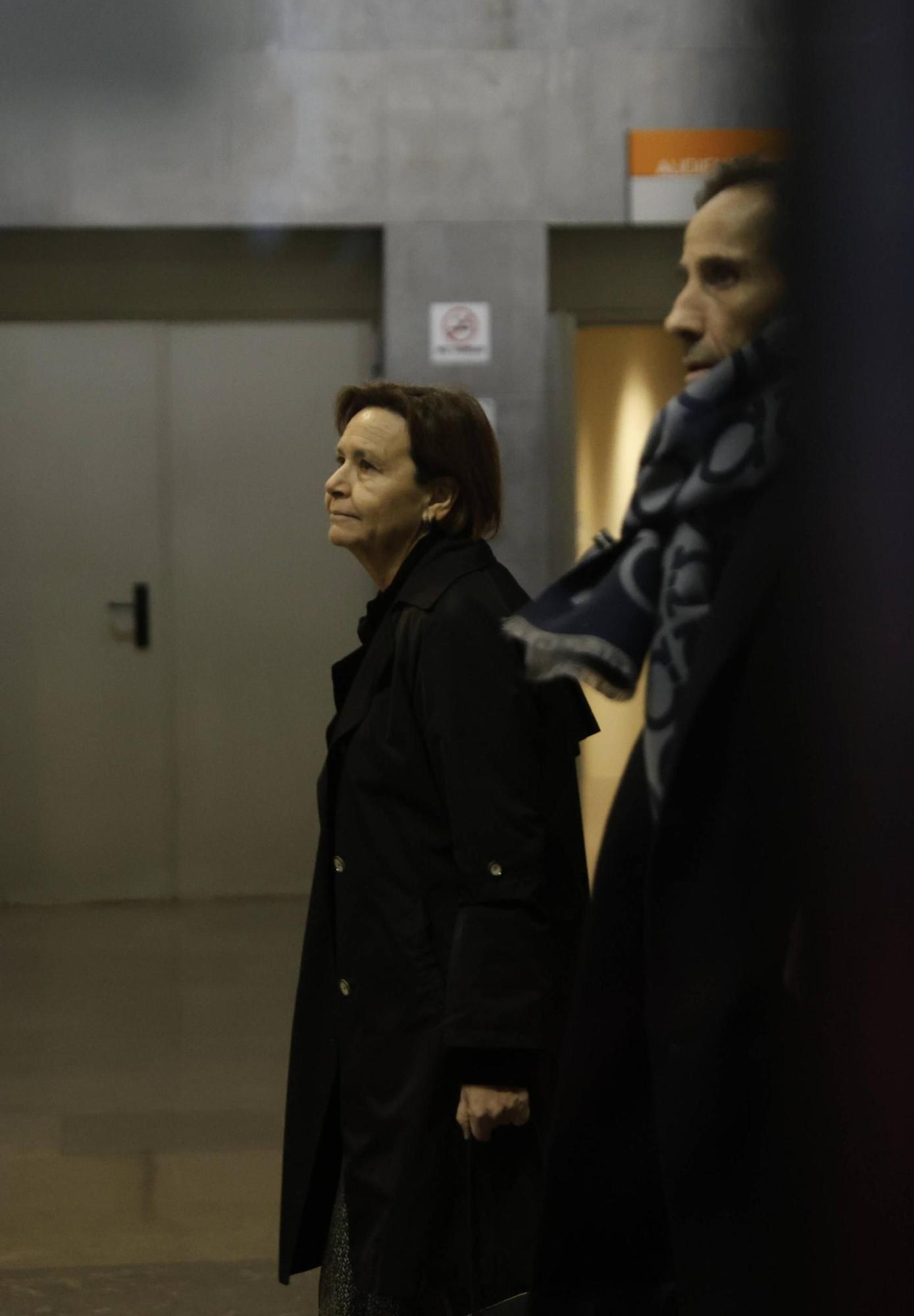 Francisco Álvarez-Cascos se sienta este martes en el banquillo por un presunto delito de apropiación indebida