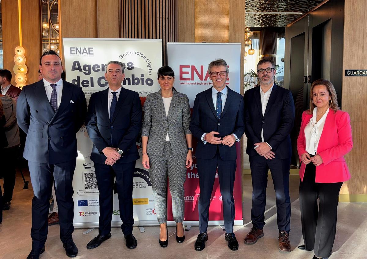 Un momento del acto de cierre del programa de formación digital ‘Agentes del cambio’ que organiza ENAE.