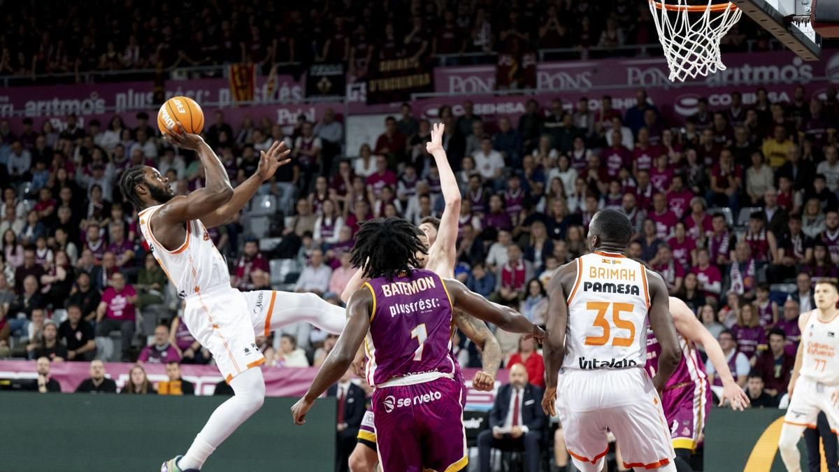 Semi Ojeleye, en un partido de esta temporada ante el Hiopos Lleida