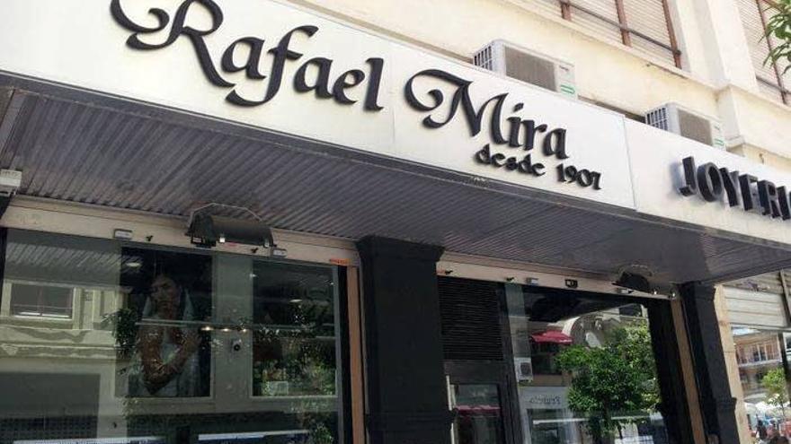 La joyería Rafael Mira ofrece distintas colecciones