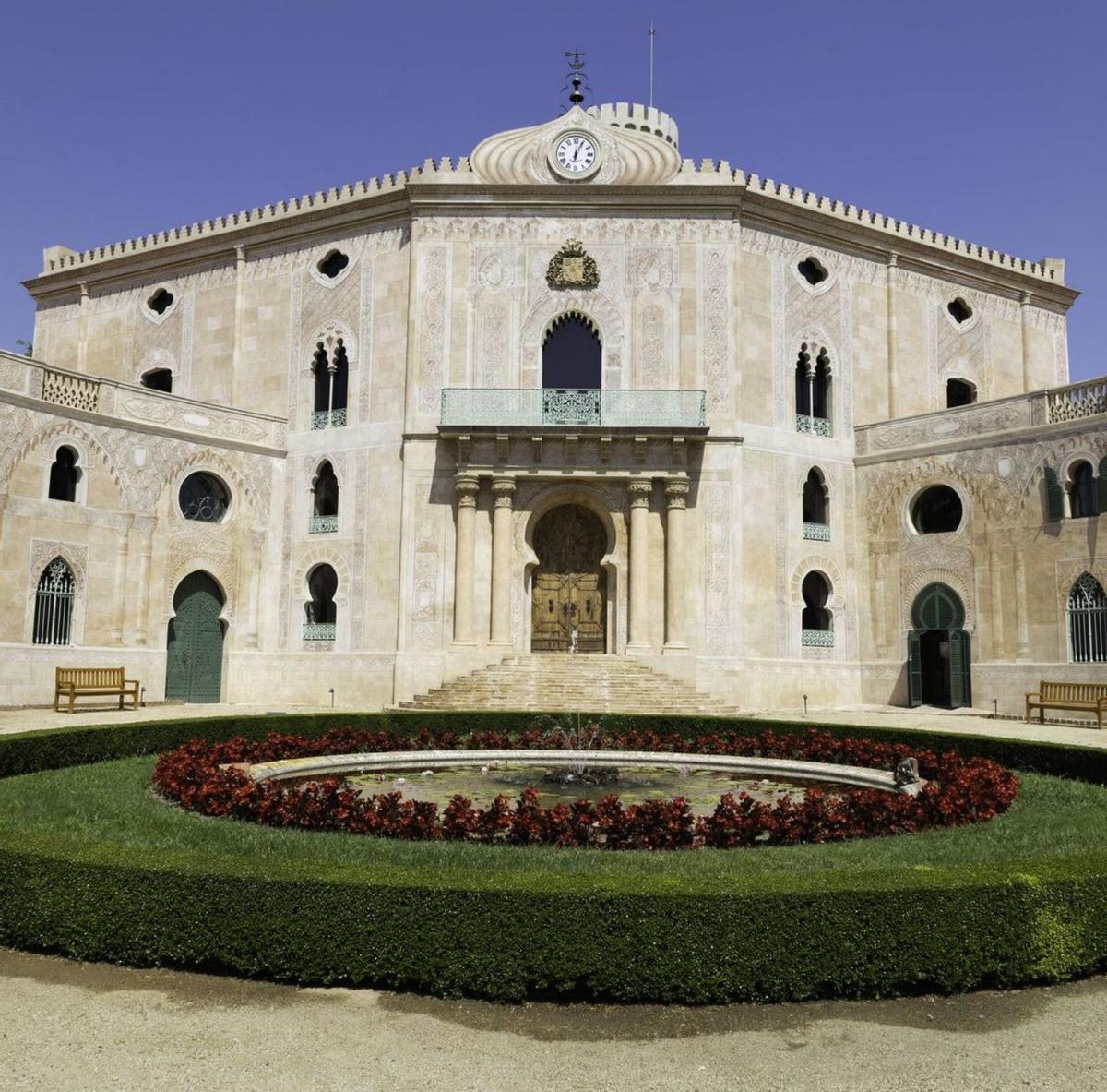 El rentat de cara del palau del Marquès d’Alfarràs El rentat de cara del palau del Marquès d’Alfarràs